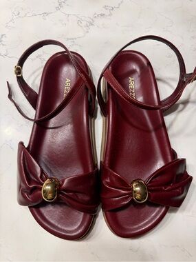 AREZZO Rayna Round Toe , Bow-Front Leather Slingback Sandals